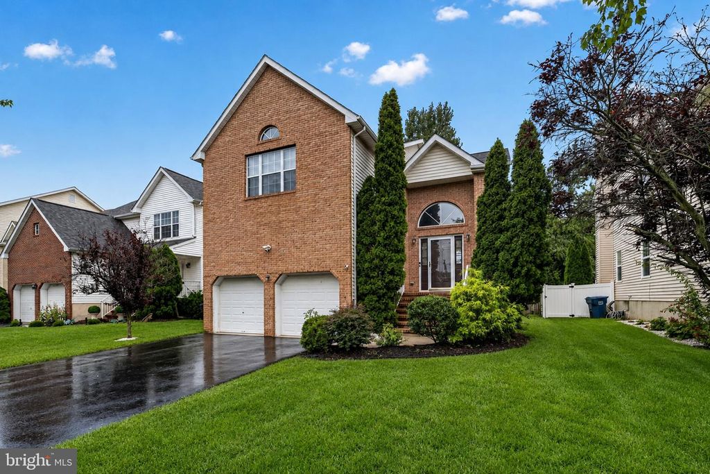 20 VACCARO RD, Lawrenceville, NJ 08648