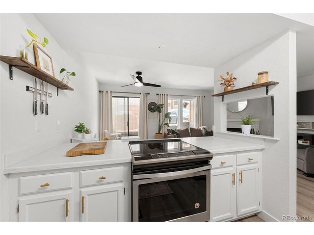 12360 W Nevada Pl 104, Lakewood, CO 80228