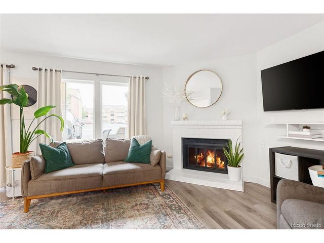 12360 W Nevada Pl 104, Lakewood, CO 80228