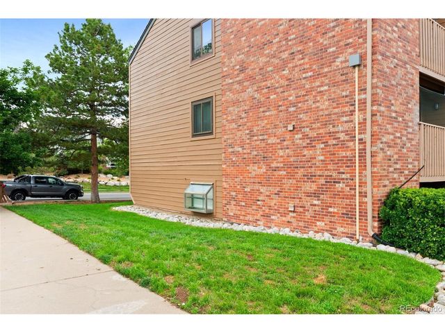 12360 W Nevada Pl 104, Lakewood, CO 80228