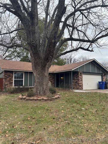 151 W Kent Street, Broken Arrow, OK 74012