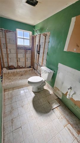 214 SW 2nd Pl, Dania Beach, FL 33004