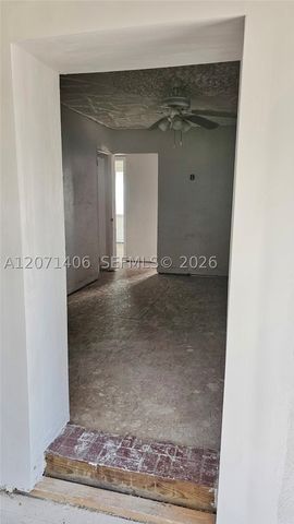214 SW 2nd Pl, Dania Beach, FL 33004