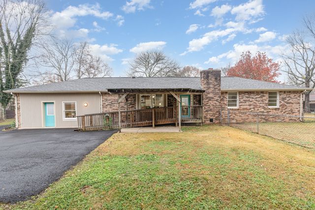 110 Edison Cir, Smyrna, TN 37167