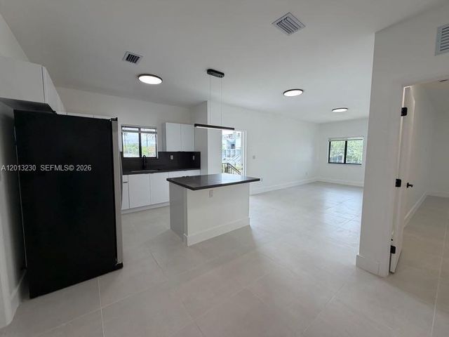 1440 NW 61st St 1, Miami, FL 33142