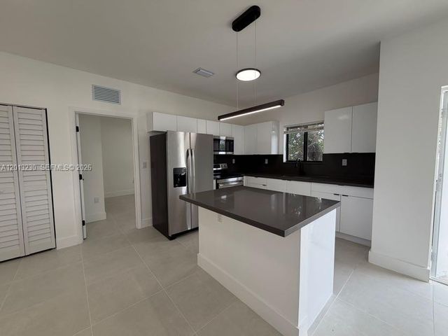1440 NW 61st St 1, Miami, FL 33142