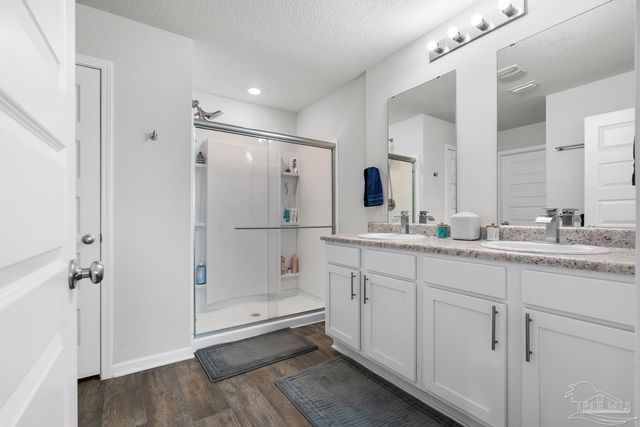 5585 Lancelot Tr, Milton, FL 32583