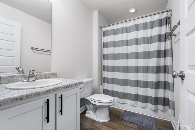 5585 Lancelot Tr, Milton, FL 32583