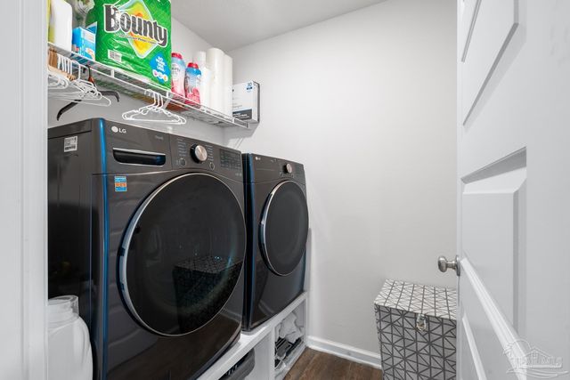 5585 Lancelot Tr, Milton, FL 32583