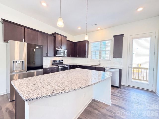 9431 Ainslie Downs Street, Charlotte, NC 28273