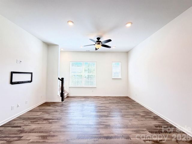 9431 Ainslie Downs Street, Charlotte, NC 28273