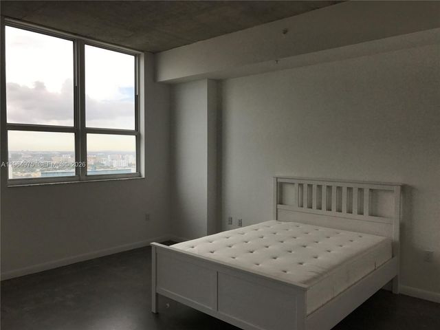 133 NE 2 AV 3117, Miami, FL 33132