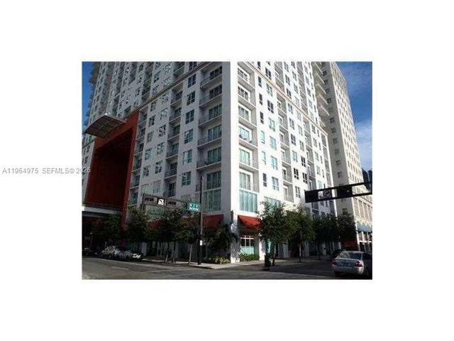 133 NE 2 AV 3117, Miami, FL 33132