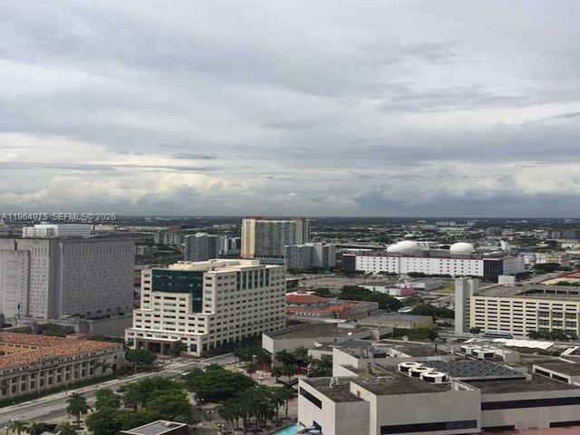 133 NE 2 AV 3117, Miami, FL 33132