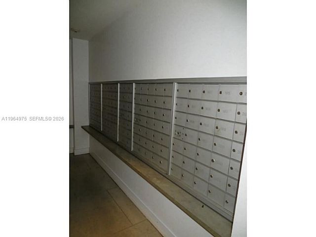 133 NE 2 AV 3117, Miami, FL 33132