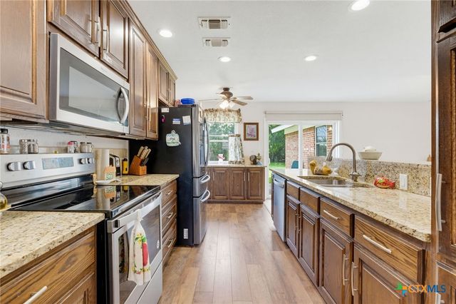 901 Edwards Street, Copperas Cove, TX 76522