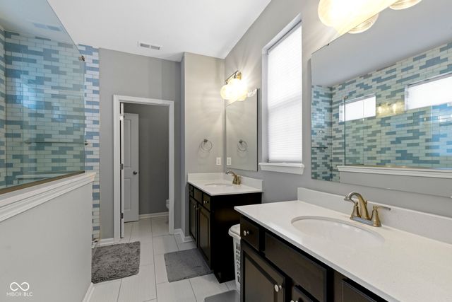 1904 Ponsonby Drive, Westfield, IN 46074