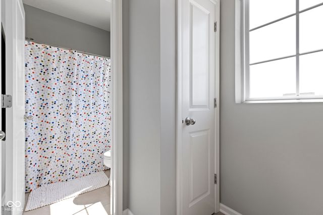 1904 Ponsonby Drive, Westfield, IN 46074