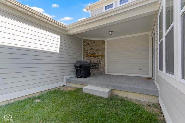 1904 Ponsonby Drive, Westfield, IN 46074