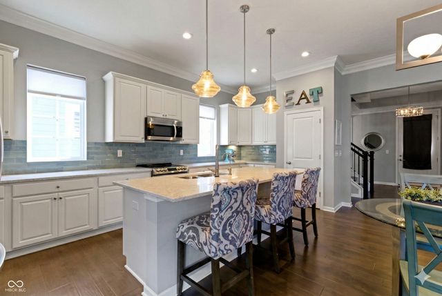 1904 Ponsonby Drive, Westfield, IN 46074