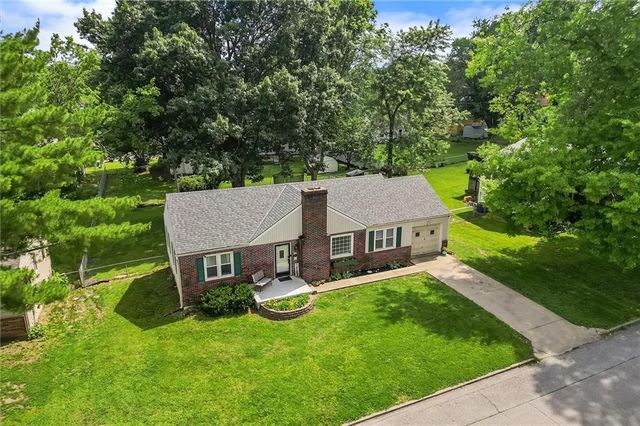 111 Northview Drive, Excelsior Springs, MO 64024