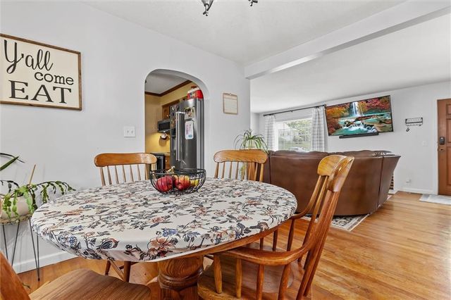 111 Northview Drive, Excelsior Springs, MO 64024