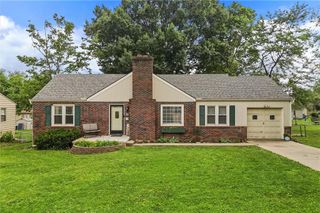 111 Northview Drive, Excelsior Springs, MO 64024