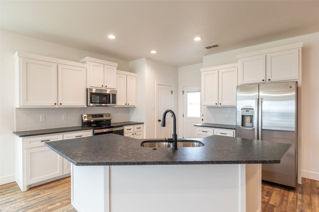 7949 SAWDUST, Abilene, TX 79602