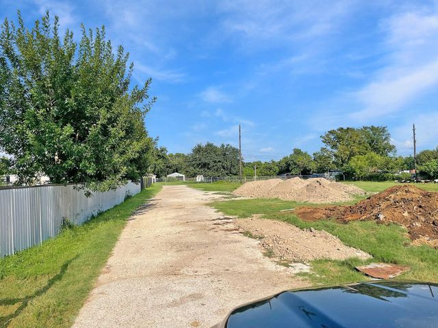 12623 Ann Louise Road, Houston, TX 77086