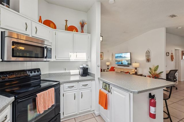 721 HEATHROW AVENUE, The Villages, FL 32159