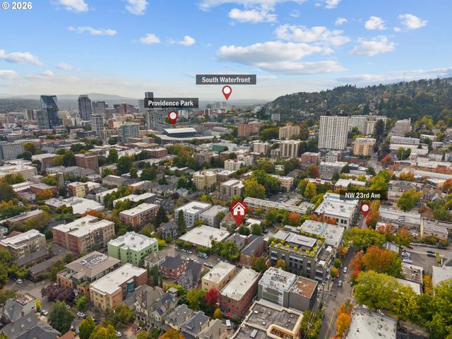 2246 Nw GLISAN St, Portland, OR 97210