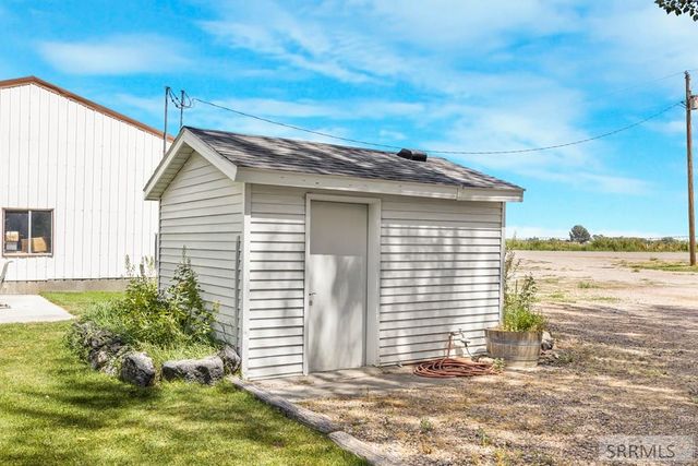 438 S 900 W, Blackfoot, ID 83221