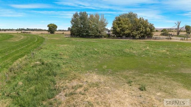 438 S 900 W, Blackfoot, ID 83221