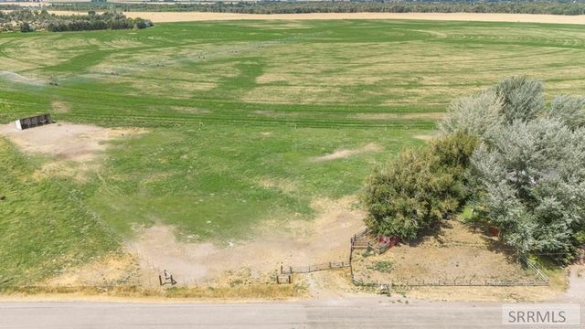 438 S 900 W, Blackfoot, ID 83221