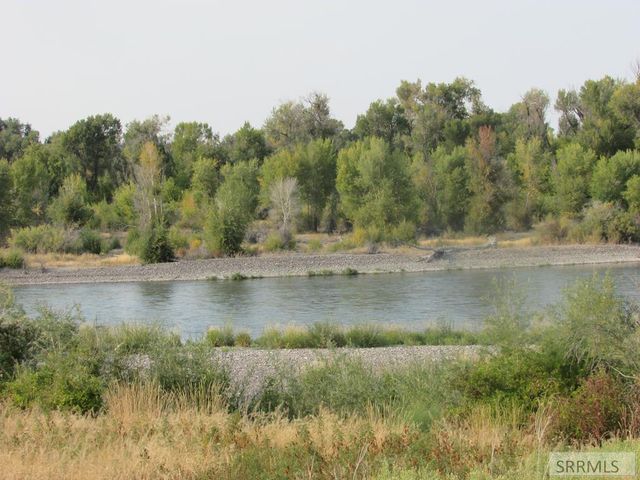 438 S 900 W, Blackfoot, ID 83221