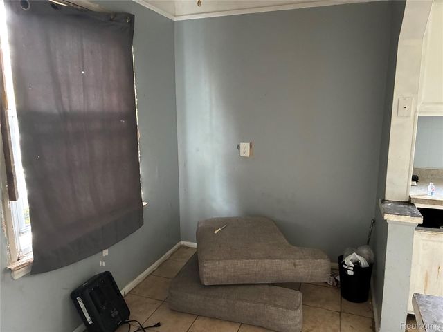 16011 Tacoma Street, Detroit, MI 48205