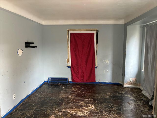 16011 Tacoma Street, Detroit, MI 48205