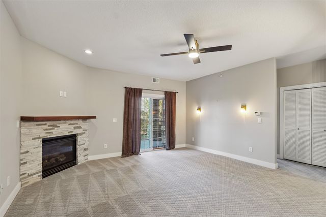 6255 Beechtree Drive 3107, West Des Moines, IA 50266