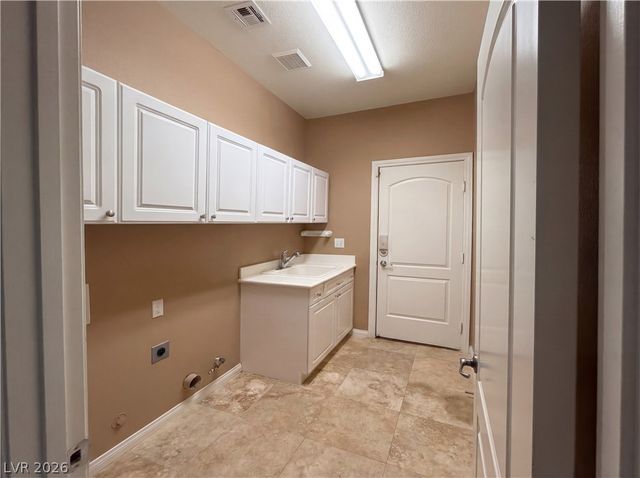 6504 Gilded Flicker Street, North Las Vegas, NV 89084