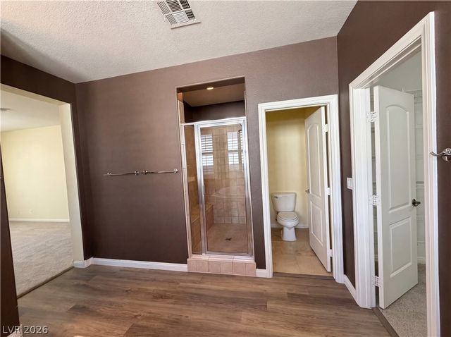 6504 Gilded Flicker Street, North Las Vegas, NV 89084