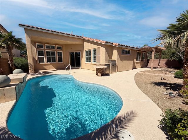 6504 Gilded Flicker Street, North Las Vegas, NV 89084