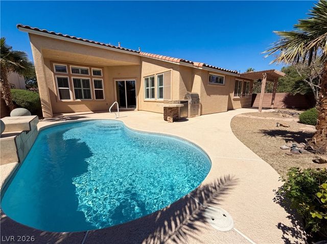 6504 Gilded Flicker Street, North Las Vegas, NV 89084