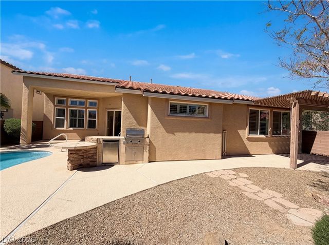 6504 Gilded Flicker Street, North Las Vegas, NV 89084