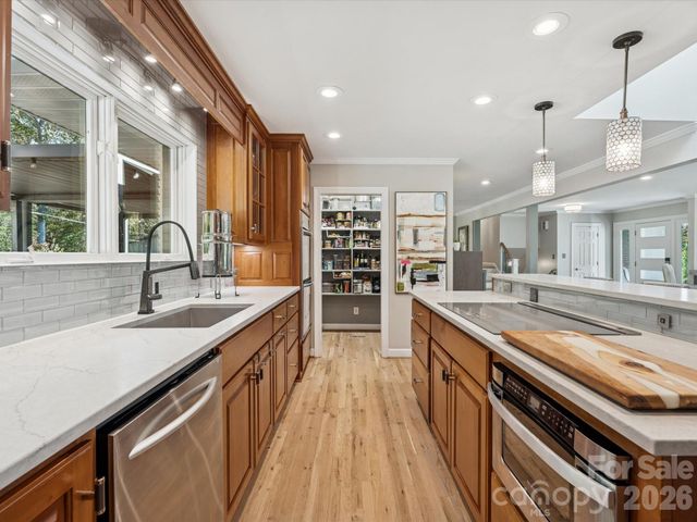 438 Country Club Acres Drive, Shelby, NC 28150