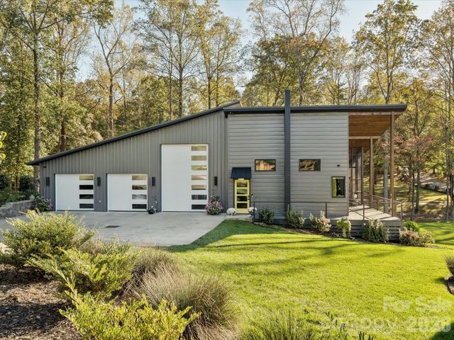 438 Country Club Acres Drive, Shelby, NC 28150