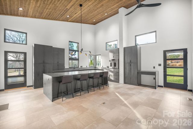438 Country Club Acres Drive, Shelby, NC 28150