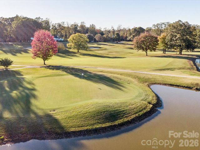 438 Country Club Acres Drive, Shelby, NC 28150