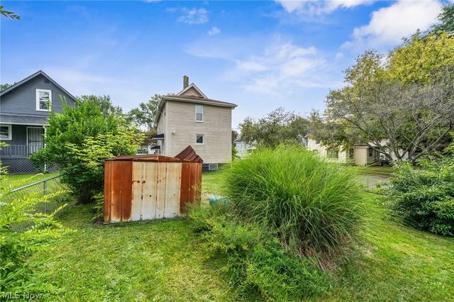 1161 7th Avenue, Akron, OH 44306