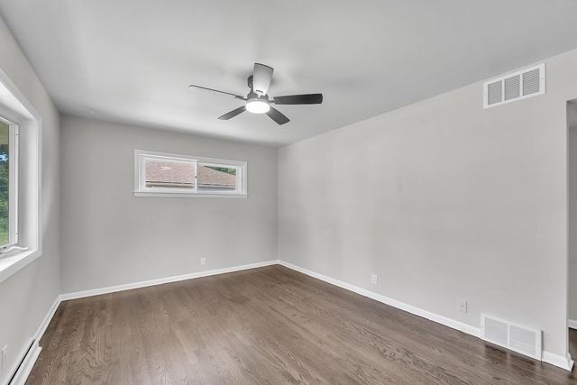 8919 W Custer AVENUE, Milwaukee, WI 53225