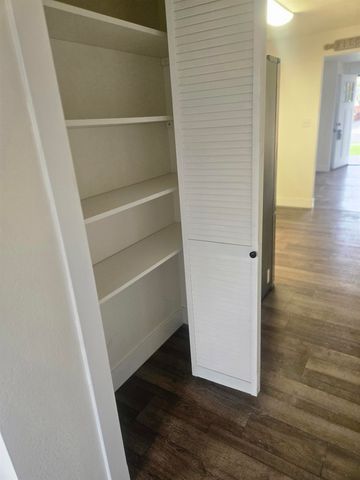 2208 E Sharp Ave, Spokane, WA 99202